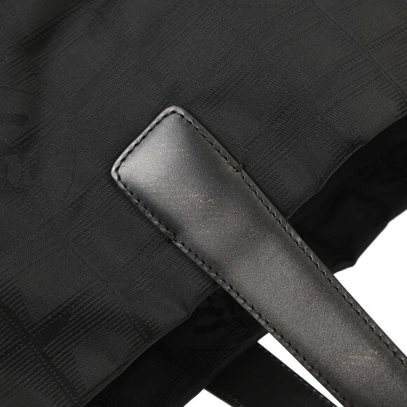 Chanel Black Jacquard Nylon Travel Line Tote Handbag 115945 - Picture 4 of 9